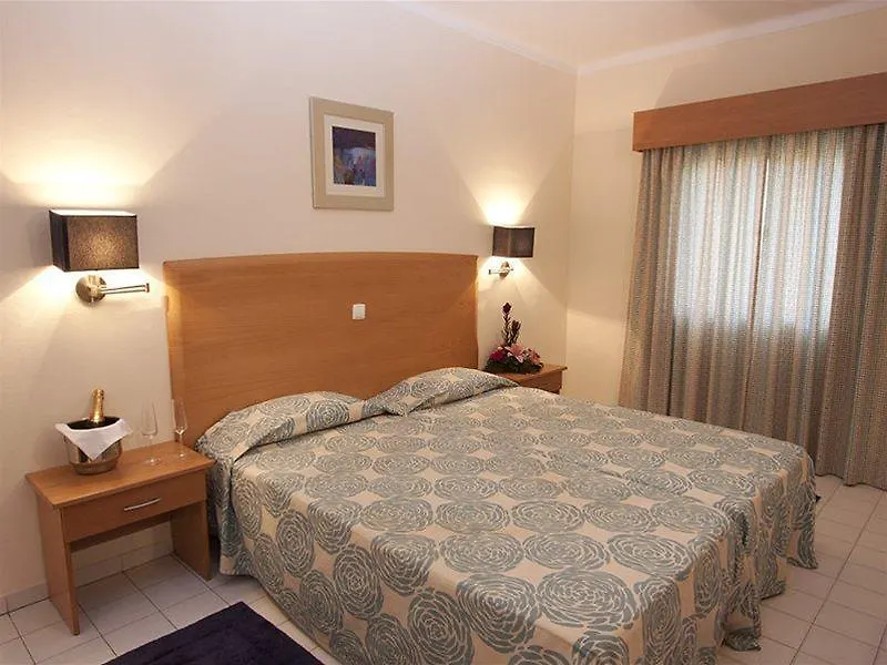 Alvor Clube Brisamar Aparthotel 3*,  Portugal